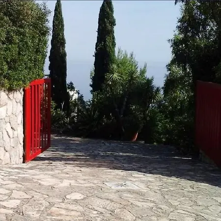 Villa Giulia With Private Pool And Stunning Sea Views *